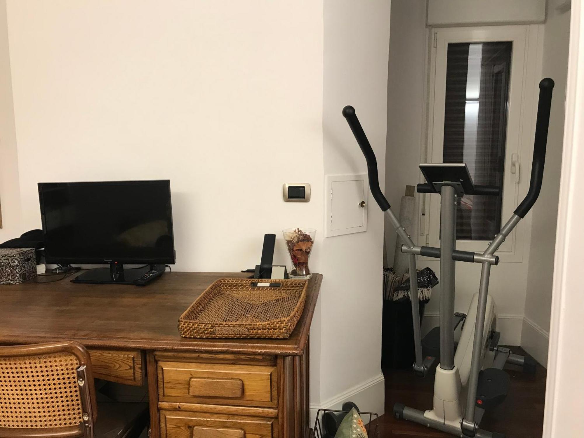 Habitacion Grande Y Confortable Con Bano Privado Junto A Guggenheim 빌바오 외부 사진